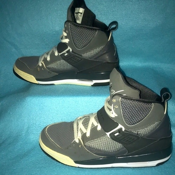 JORDAN AIR high top cool gray flights lace up safety straps vintage EUC size 6 - Picture 1 of 8